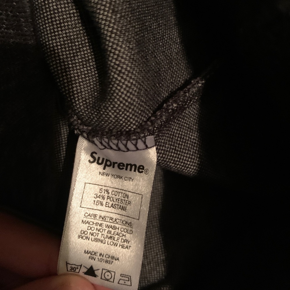 Supreme - Picture 3 of 4
